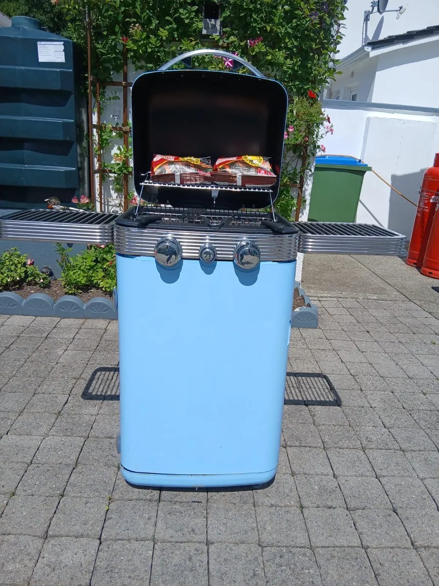 Barbecue (Retrostyle BBQ) - Image 1