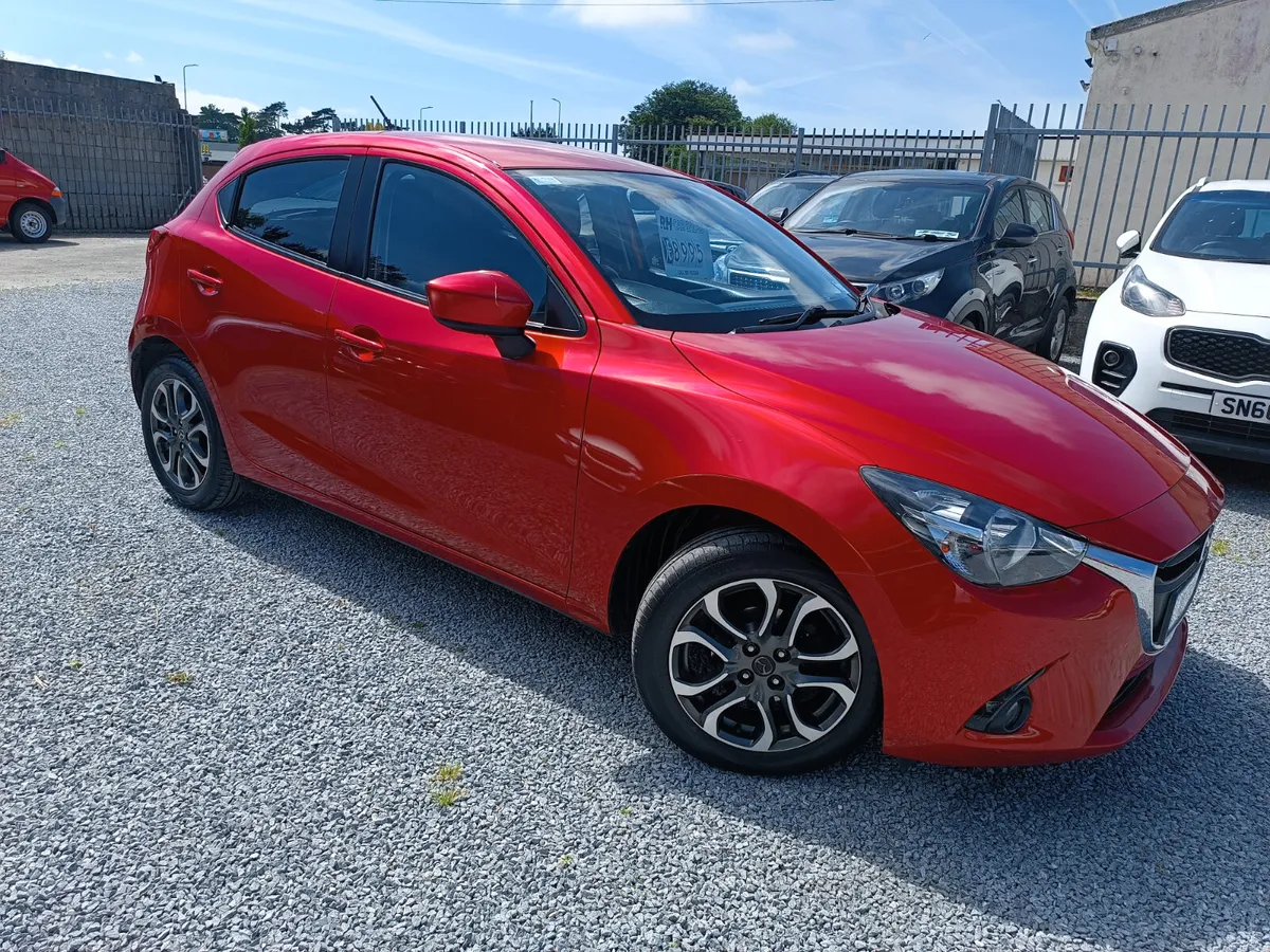 2016 Mazda 2 1.5 executive - Image 2