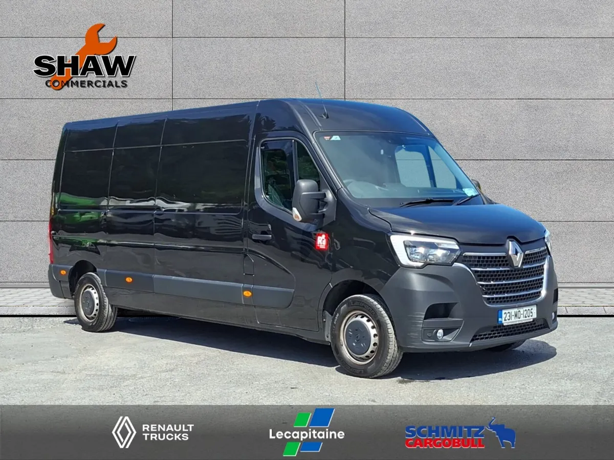 2023 Renault Master - Image 1