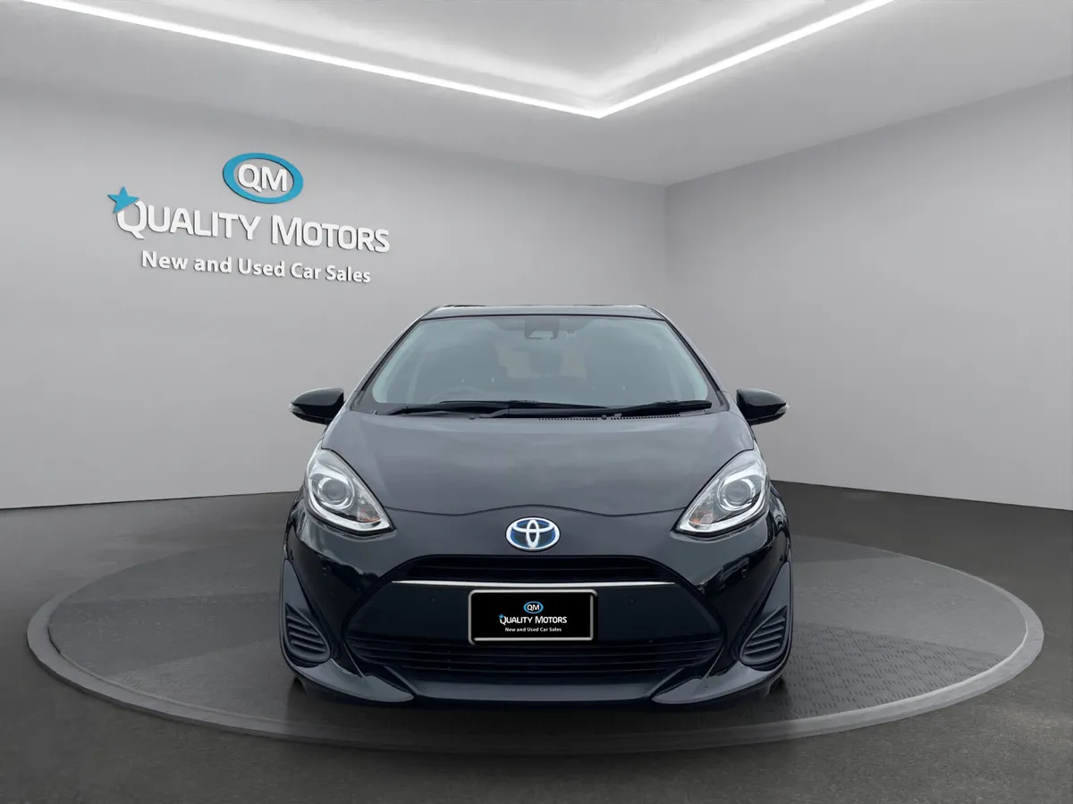 2018 TOYOTA AQUA HYBRID (S16) - Image 1