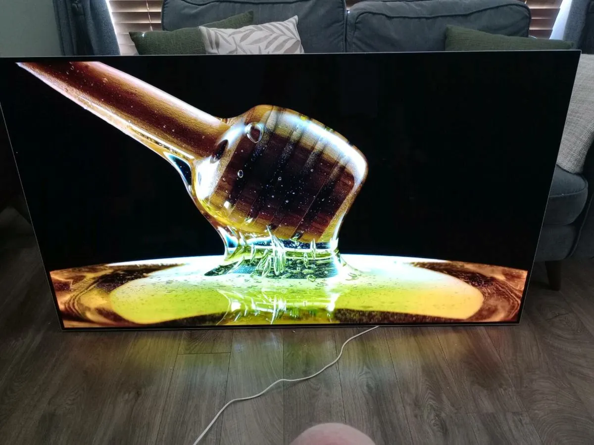 LG 65 INCH OLED UHD TV 65B7A - Image 4
