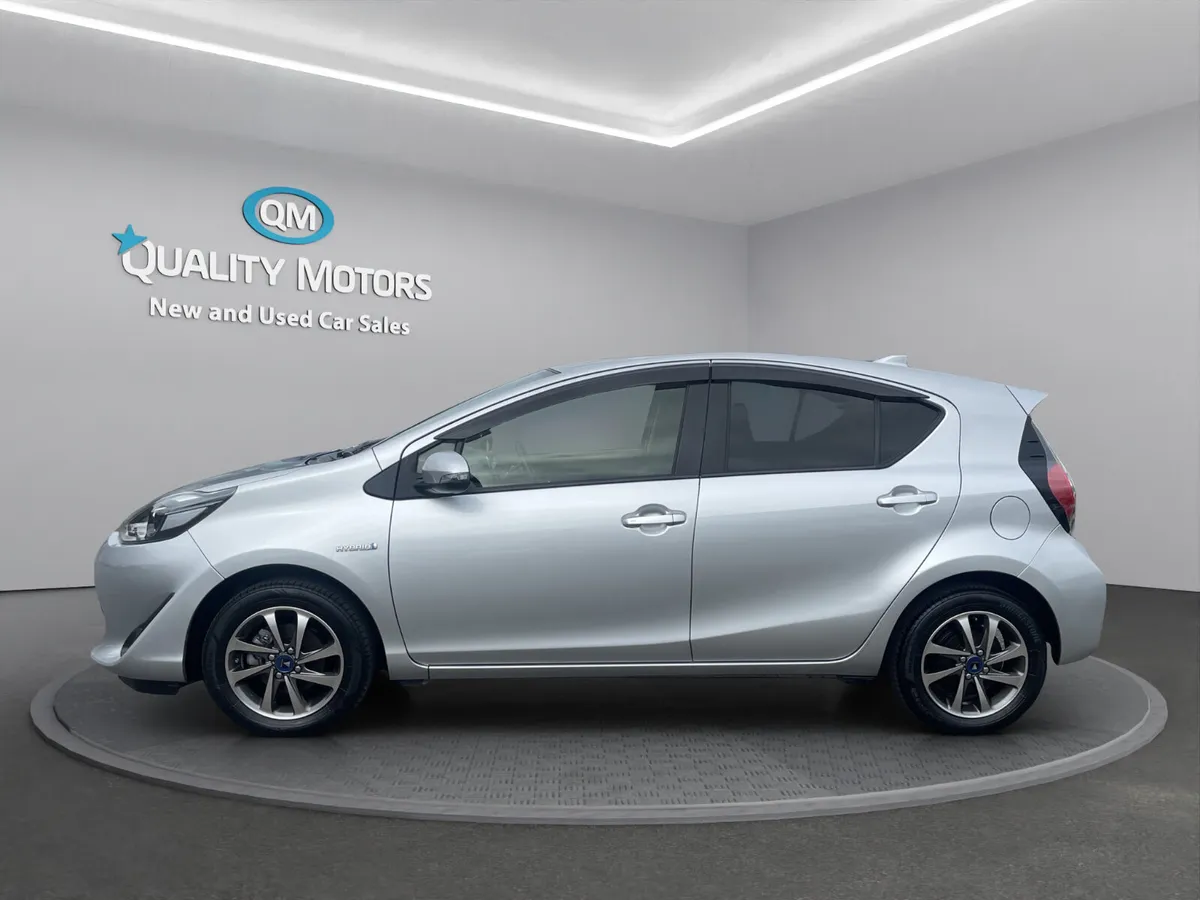 2019 TOYOTA AQUA HYBRID (S194) - Image 4