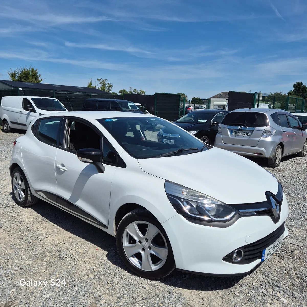 Renault Clio 2016 1.2 petrol DYNAMIQUE - Image 1