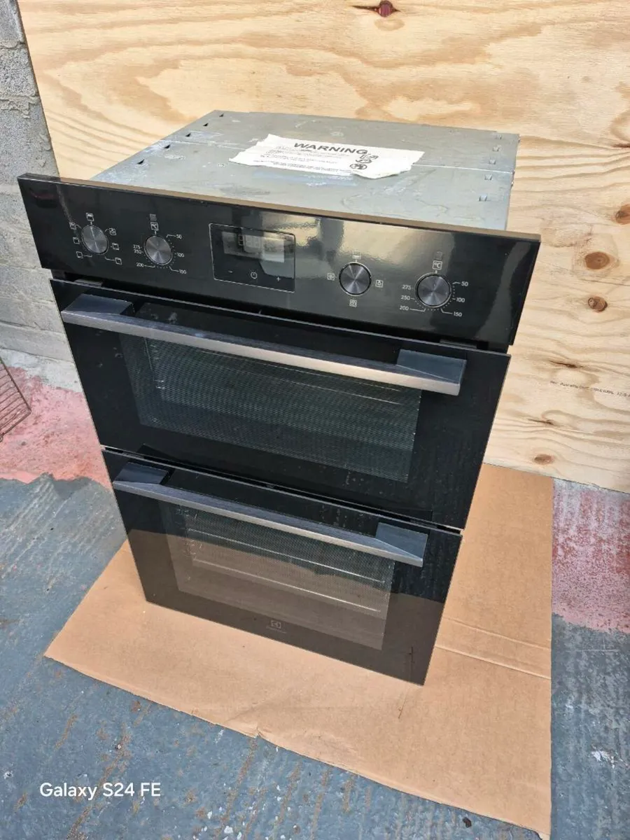 Electrolux Built In Double Oven - Image 1