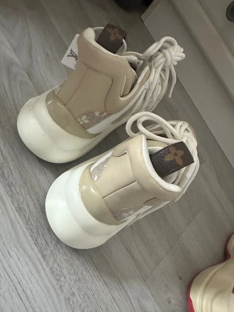 Women shoes - Image 4