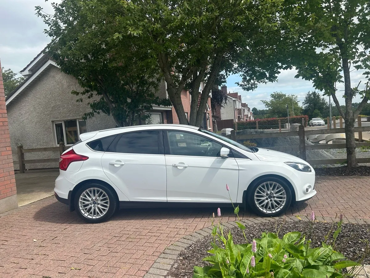 Ford Focus 1.6tdci (NCTd 07/26) - Image 2