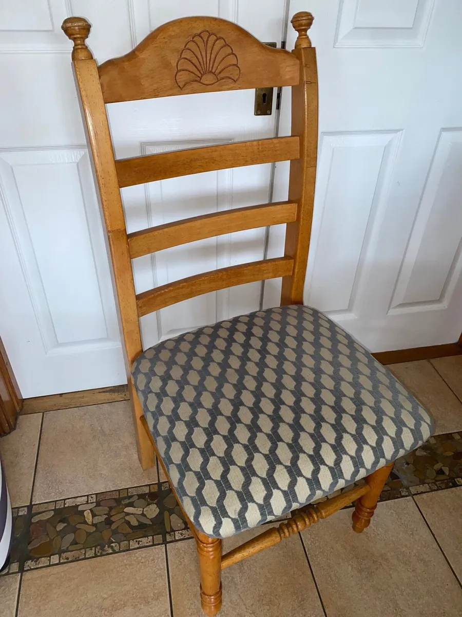 Dining chairs - Image 1