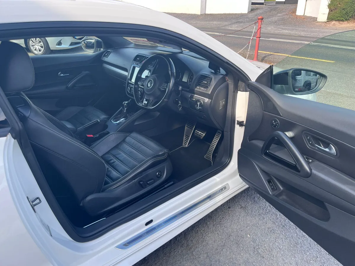 2011 VOLKSWAGEN SCIROCCO R 2.0 TSI 270BHP DSG - Image 3