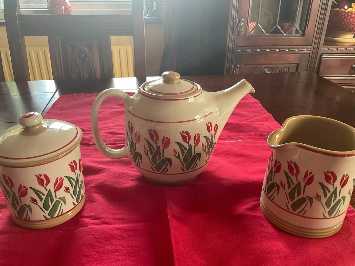 Nicholas Mosse New teapot sugar bowl and jug set - Image 1
