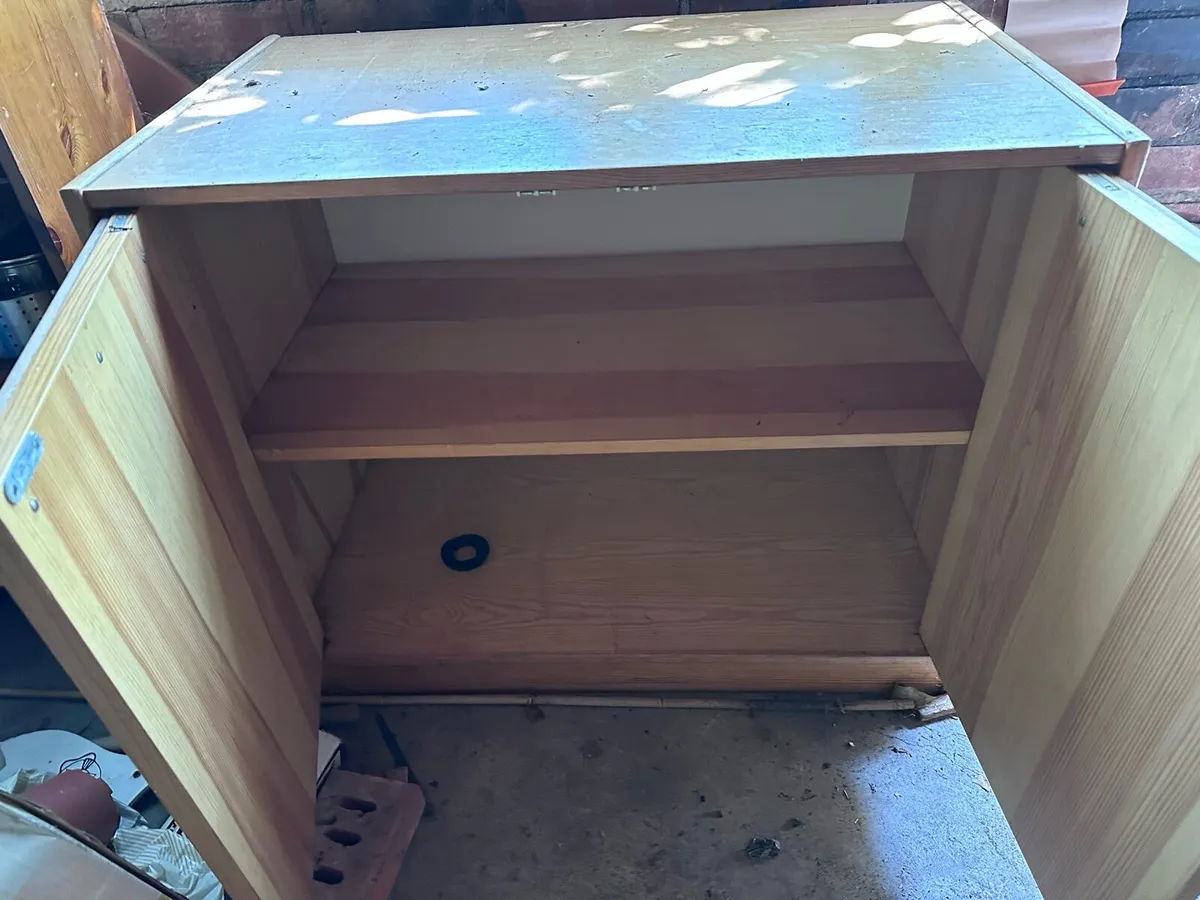 Cabinet - Image 2