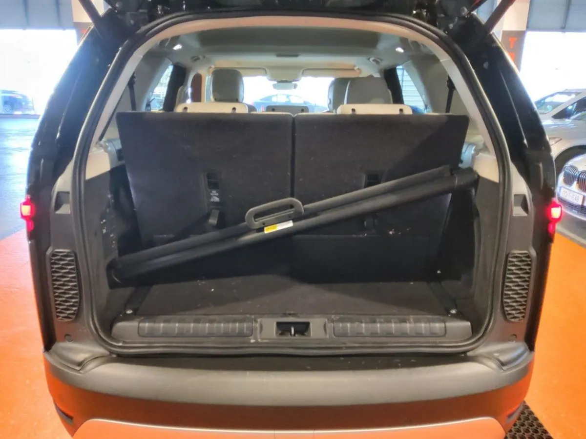 Land Rover Discovery Discovery 3.0 SD6 S 7 Seat 5 - Image 4