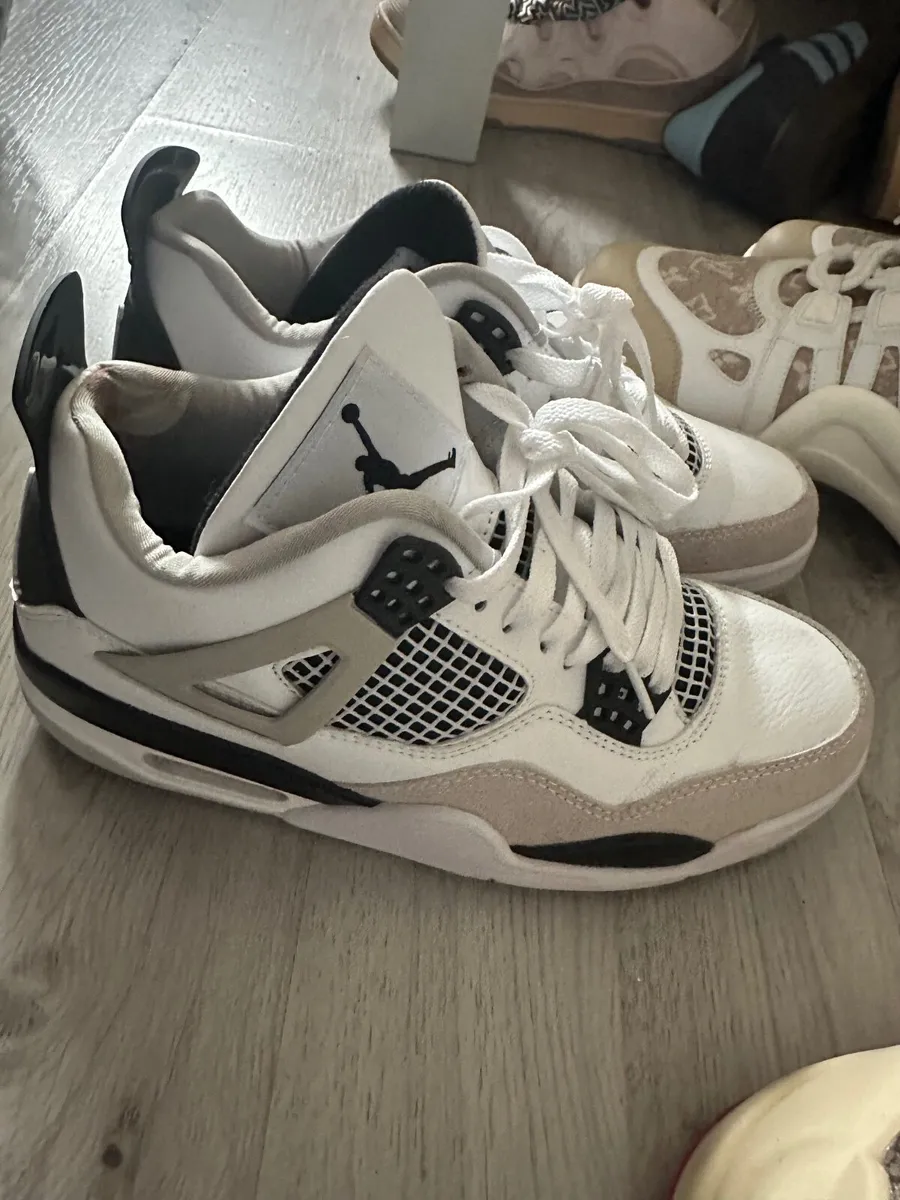 Shoes - Image 2