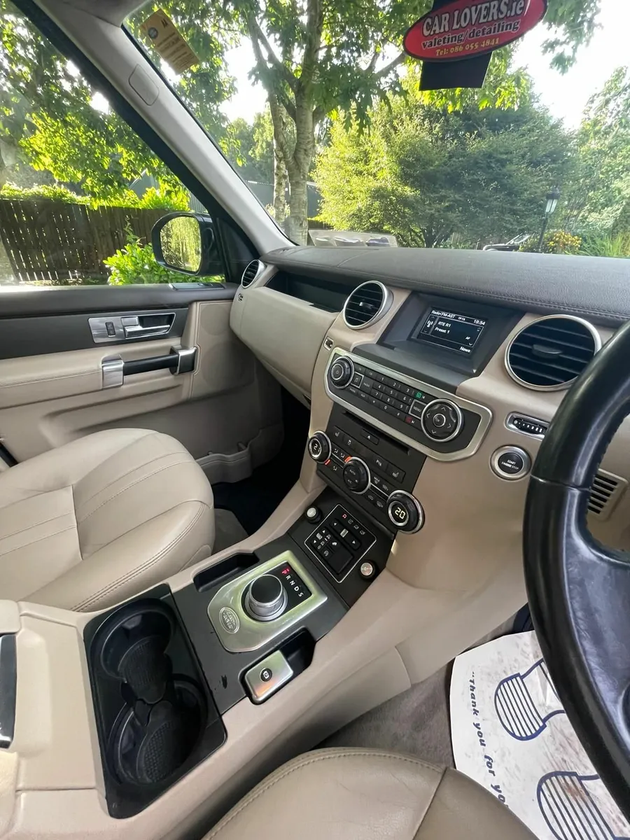 Land Rover Discovery 2015 - Image 4