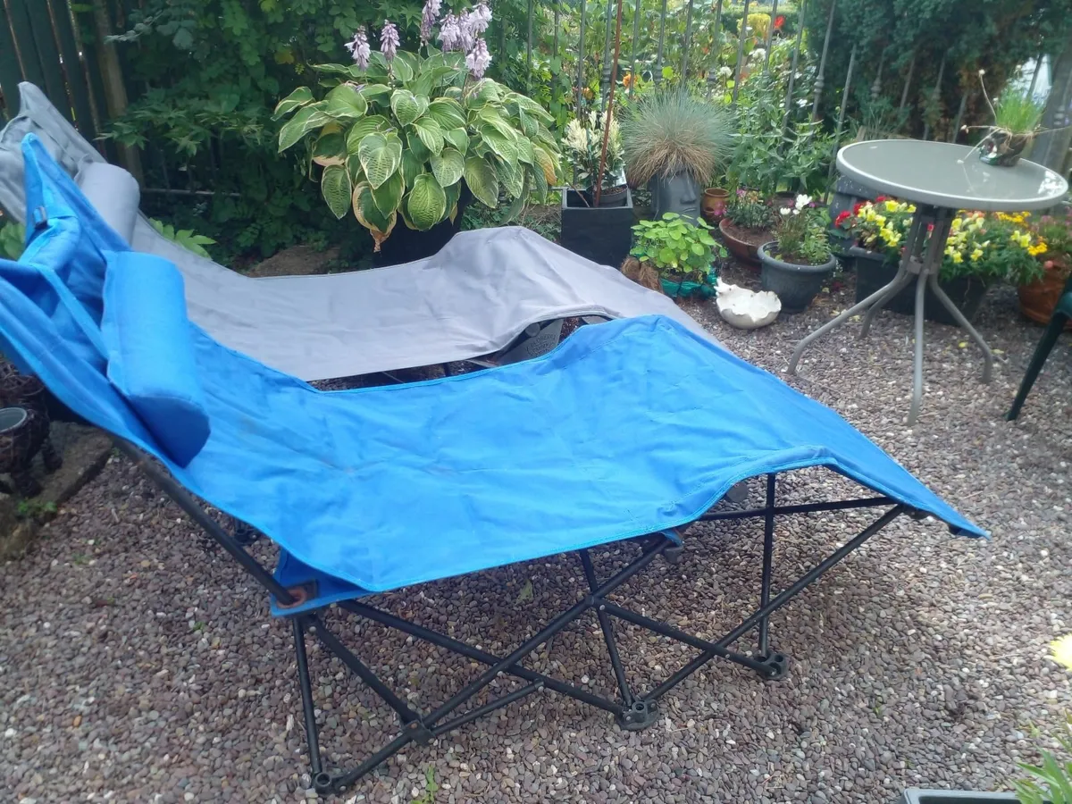 sun loungers - Image 2