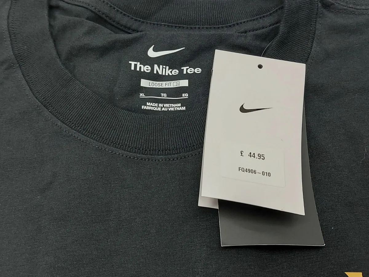 Online Auction Of Clothes & More! - Image 3