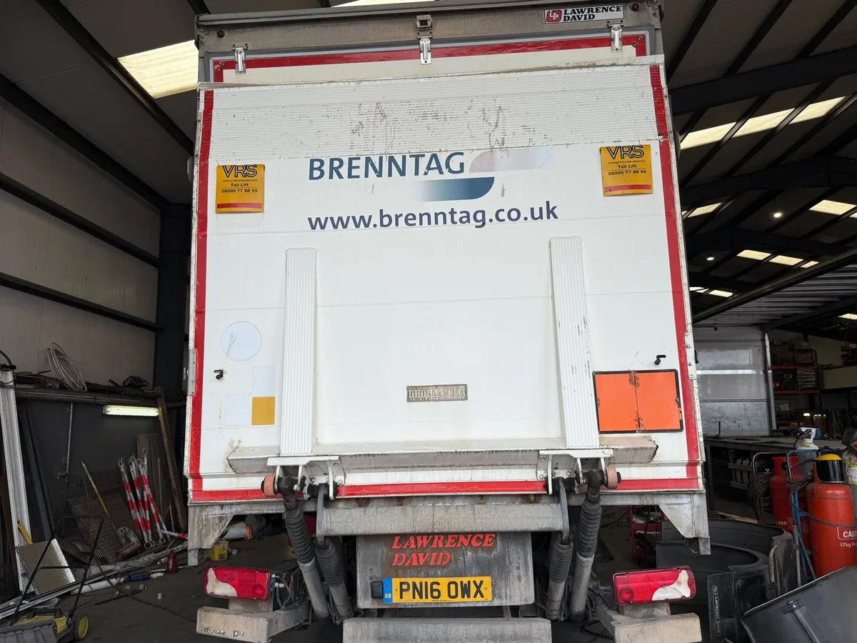TAIL LIFT - Image 3