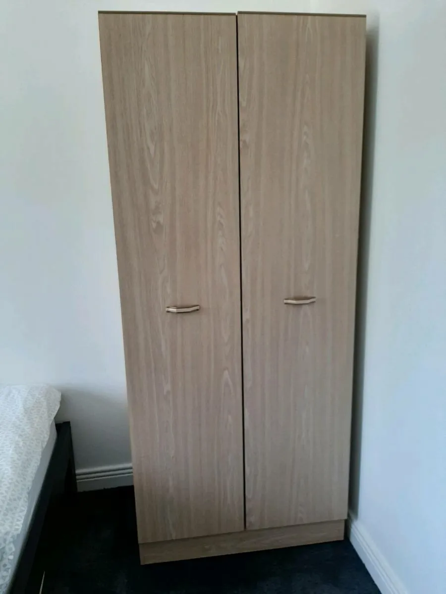 Wardrobe. - Image 2