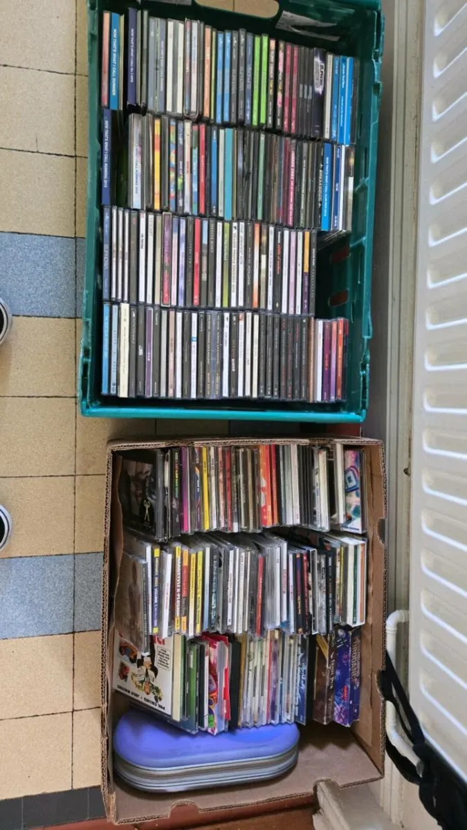 Random cd lot - Image 1