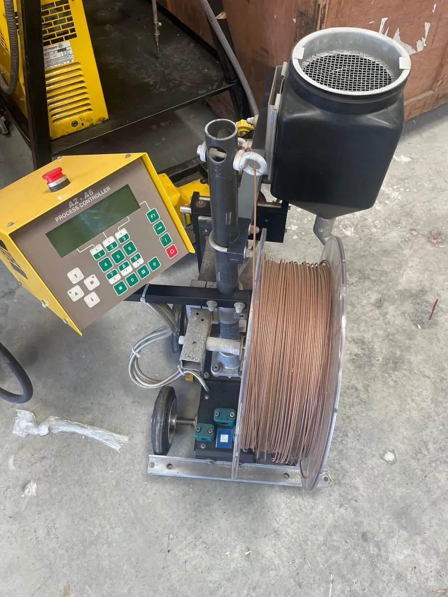 ESAB Welding Tractor - Image 1