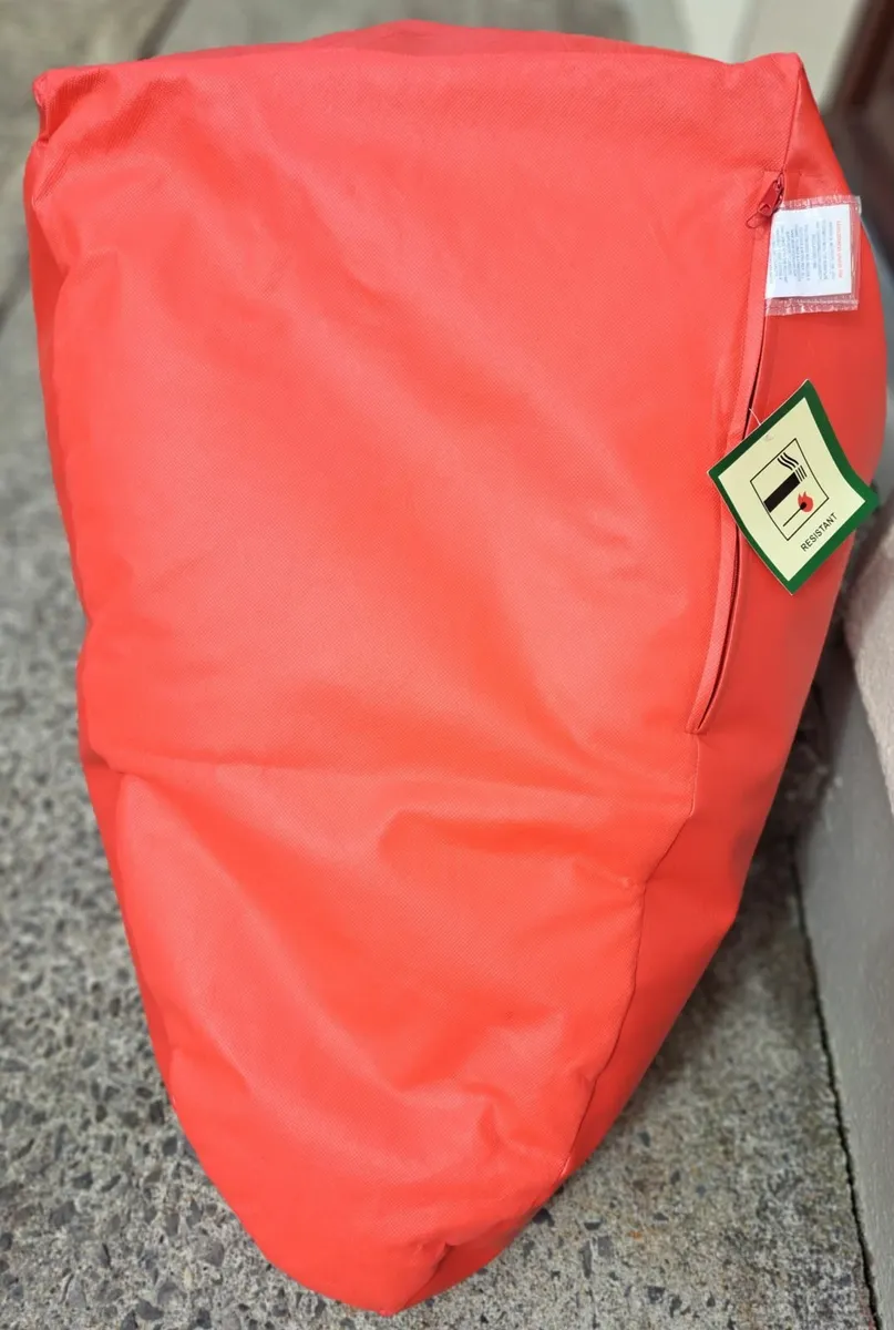 Bean Bag / Chair - BRAND NEW - Image 2