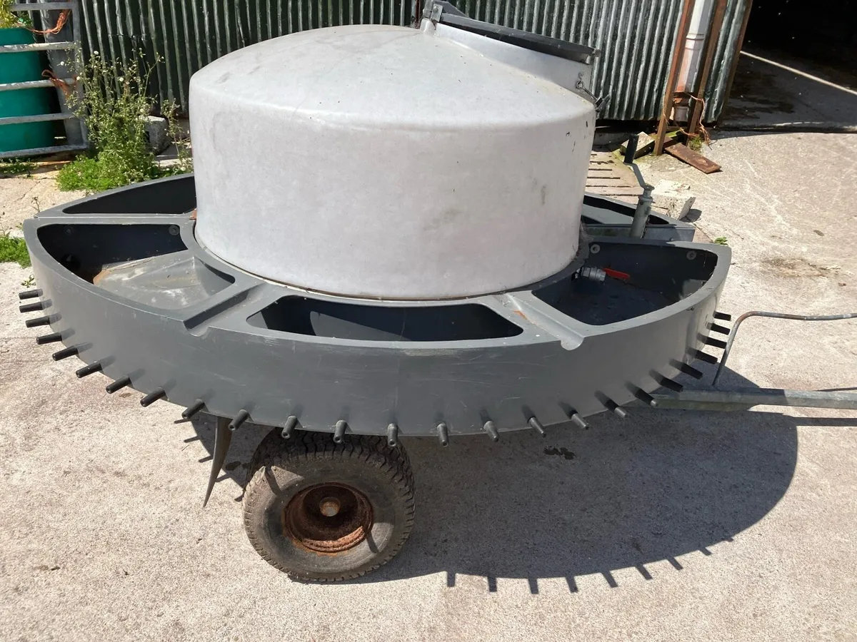 Milk Bar calf milk feeder 50 teats - Image 1