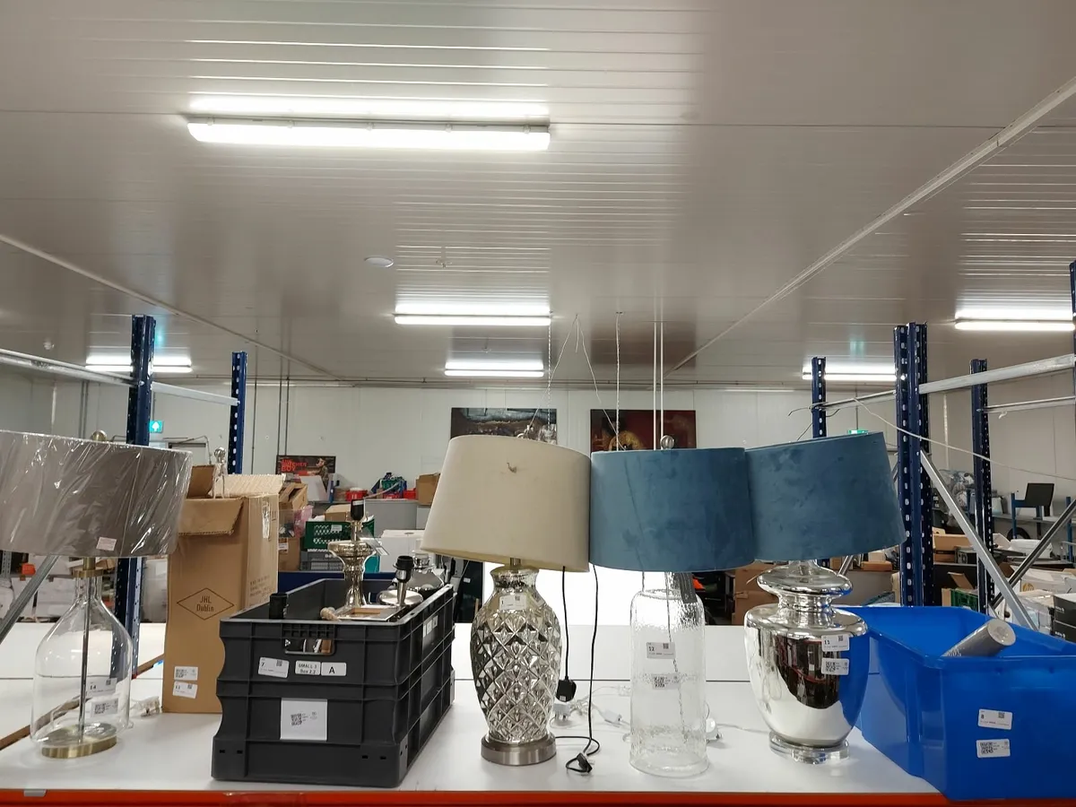 Online Auction Of Contents On The Shelf & More! - Image 1