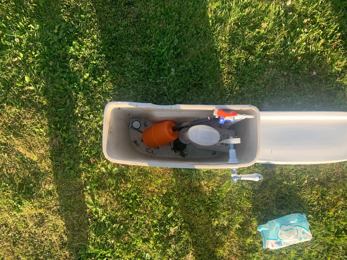 Perfectly Adequate Toilets x3 - Image 3