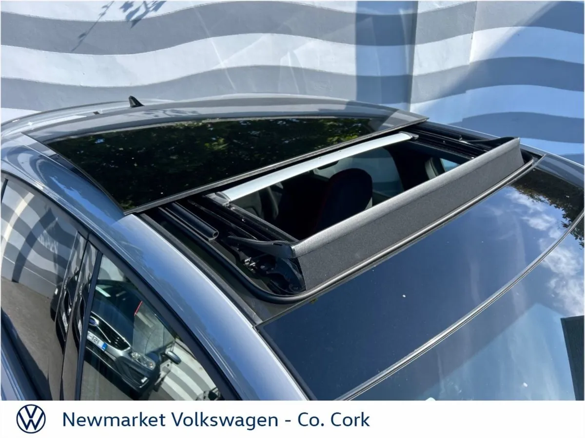 Volkswagen Golf 252 Demonstration Model GTI Clubs - Image 4