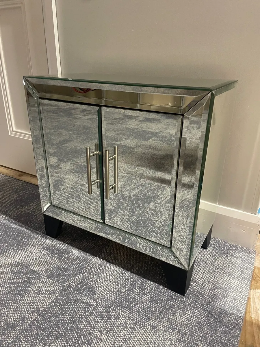 Mirror Cabinet - Image 1