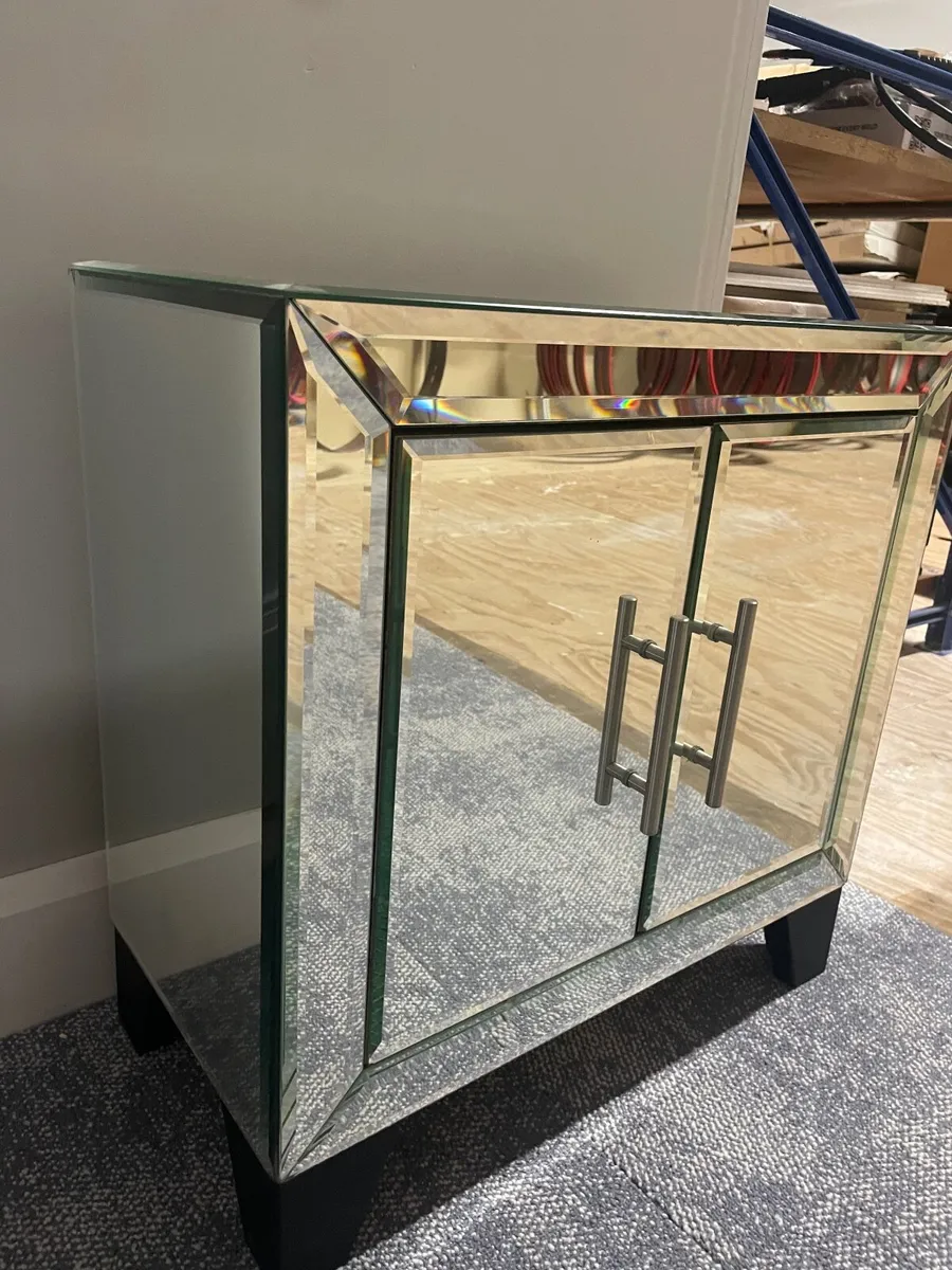 Mirror Cabinet - Image 3