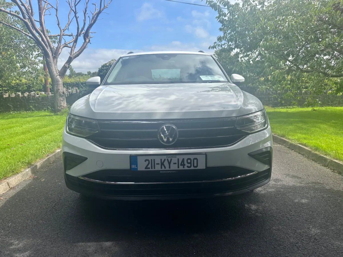 Volkswagen Tiguan 2021 - Image 3