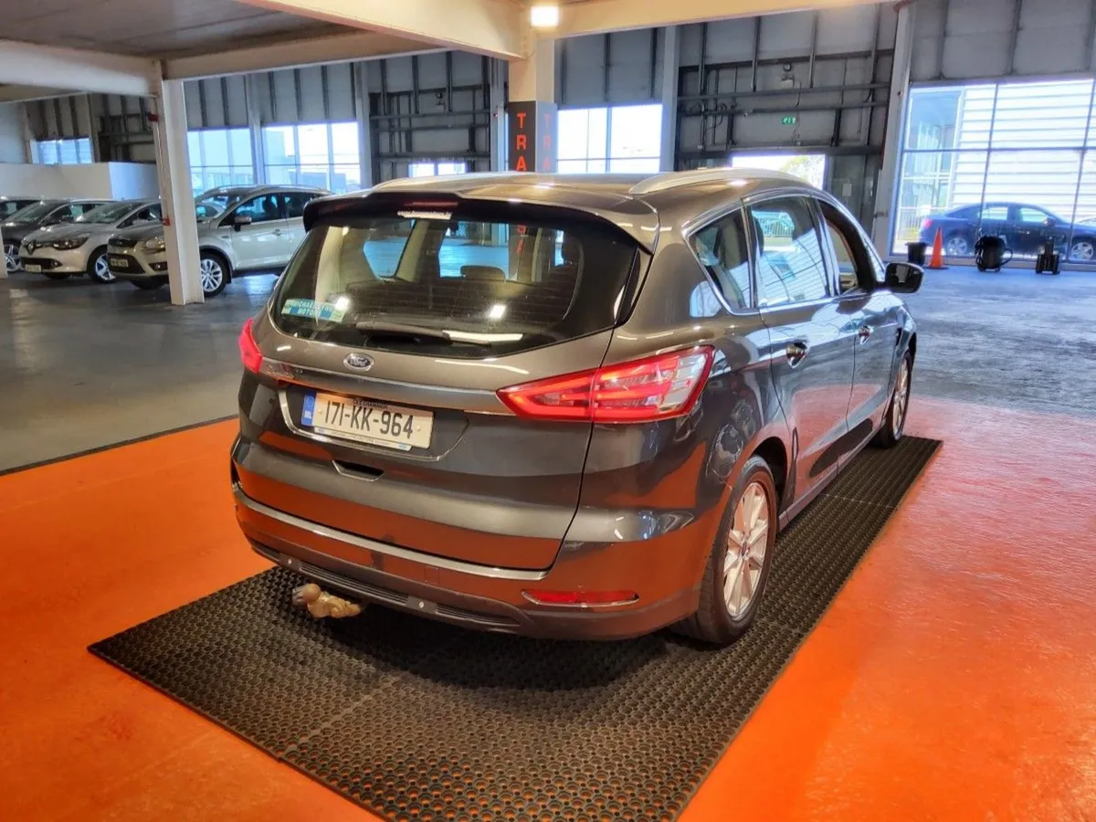 Ford S-Max 2.0 Tdci 150PS Titanium - Image 3