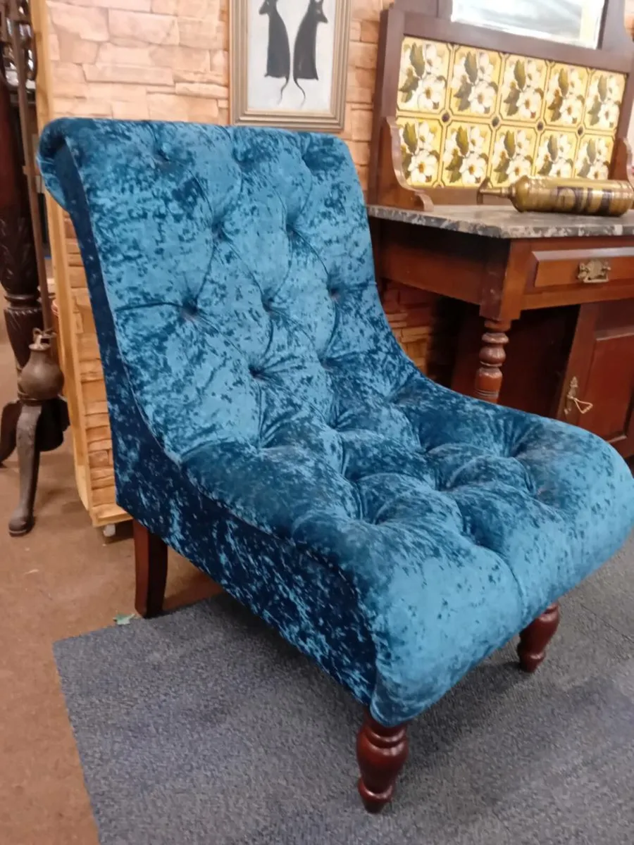 Pluah Blue Velvet Button Back Chair