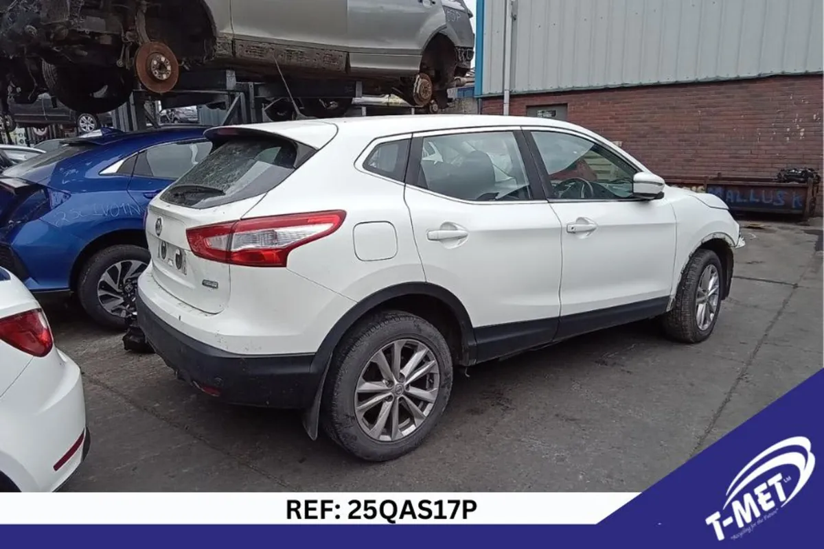 2014 NISSAN QASHQAI BREAKING FOR PARTS - Image 1
