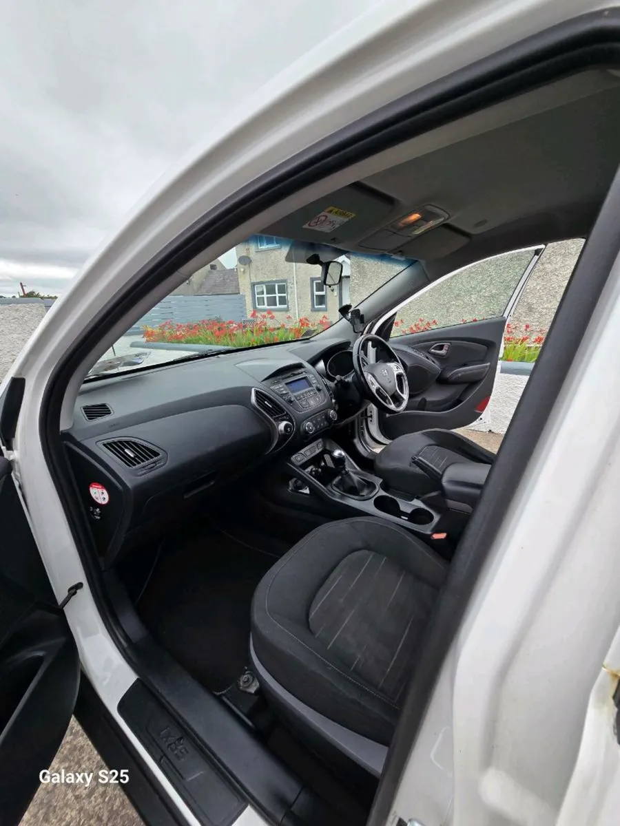 For Sale 114 Registered Hyundai ix35. - Image 2