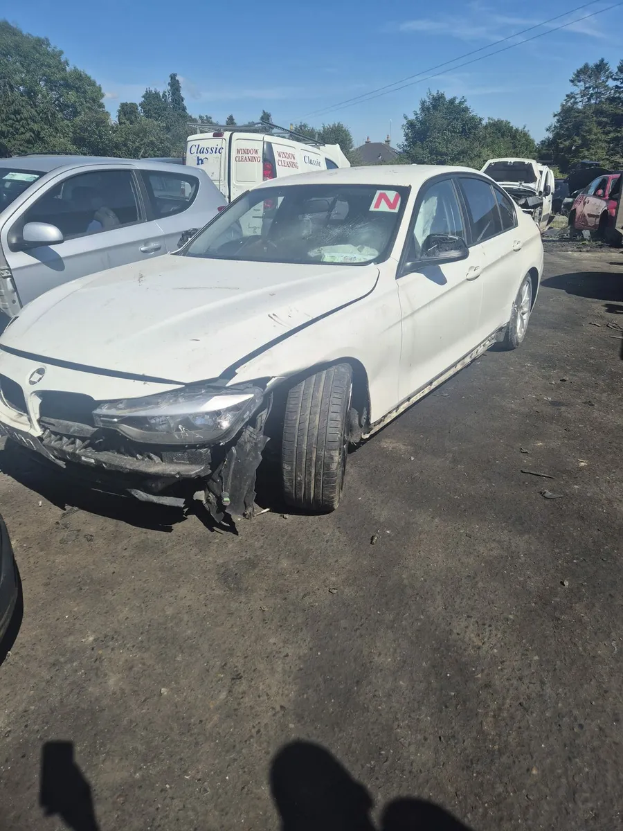 BMW 520D - Breaking only - Image 3