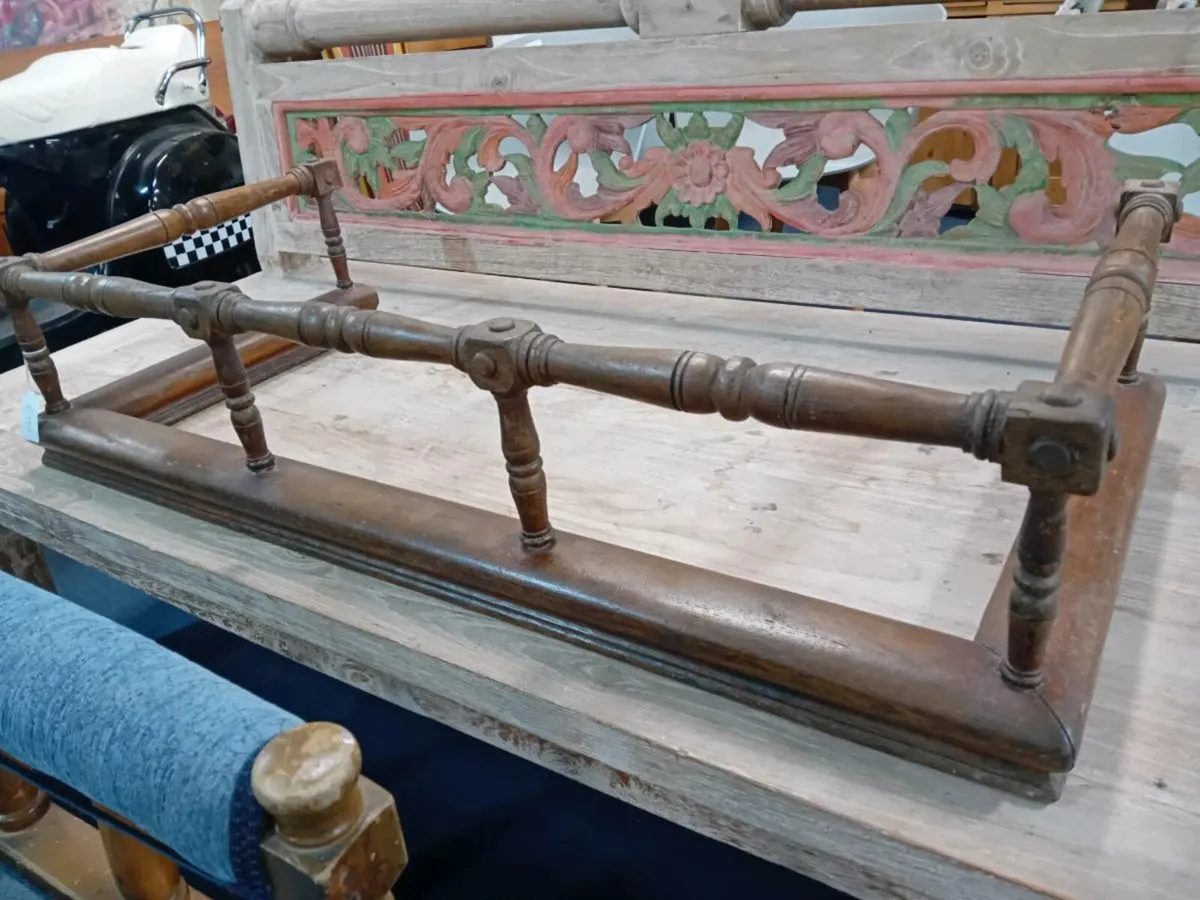 Early 20th Century Wooden Fire Fender - Image 2