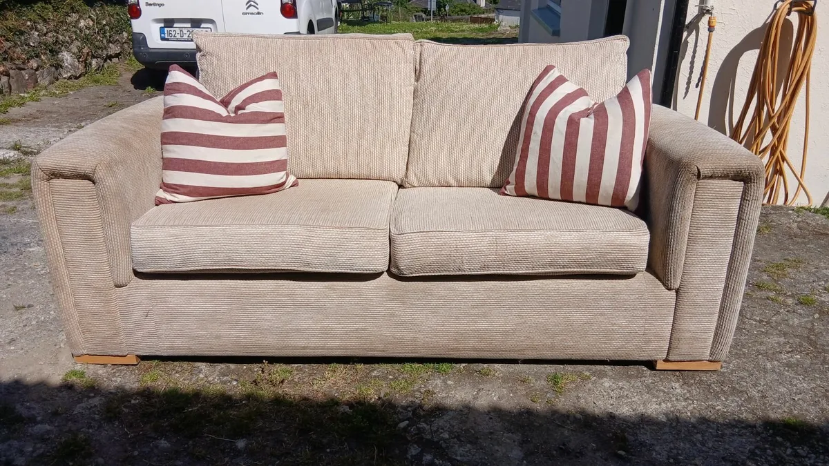2 seater couch - Image 2
