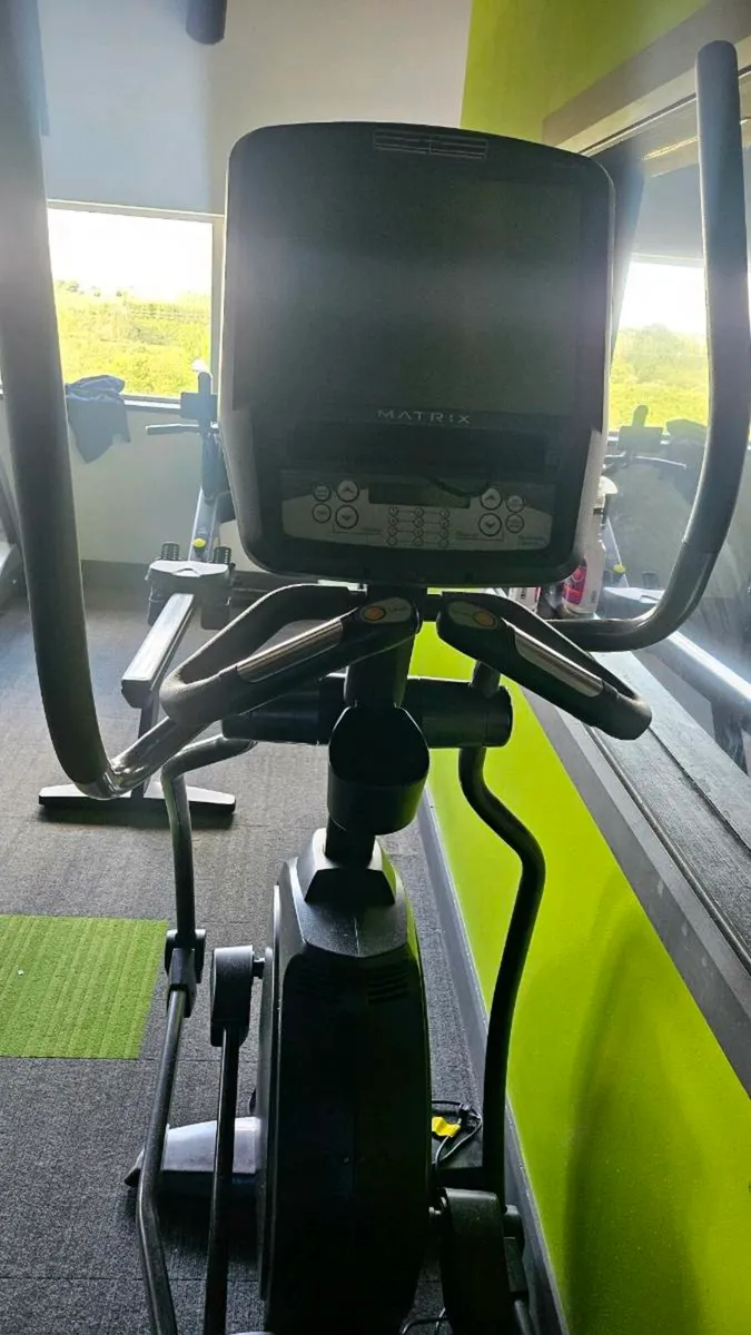 Gym equipment - Image 3