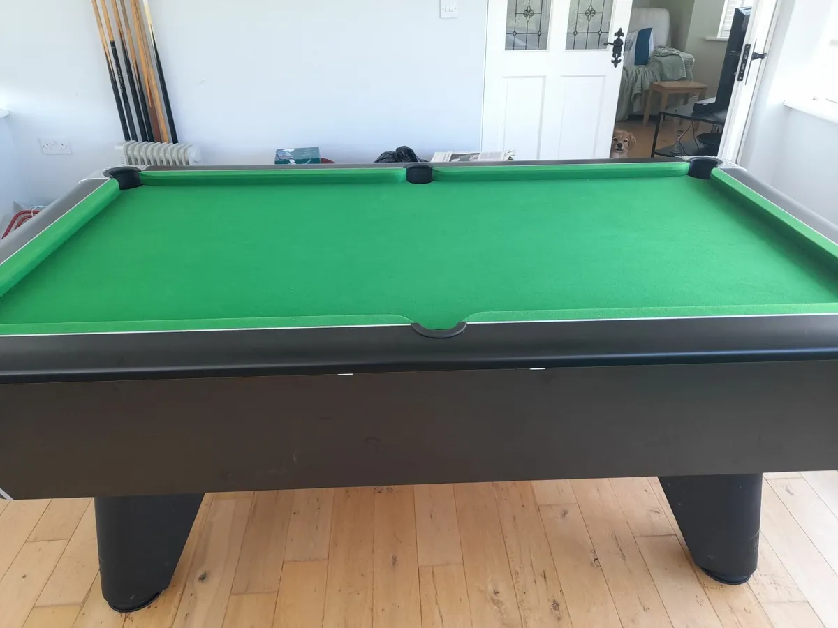 Pool table - Image 3