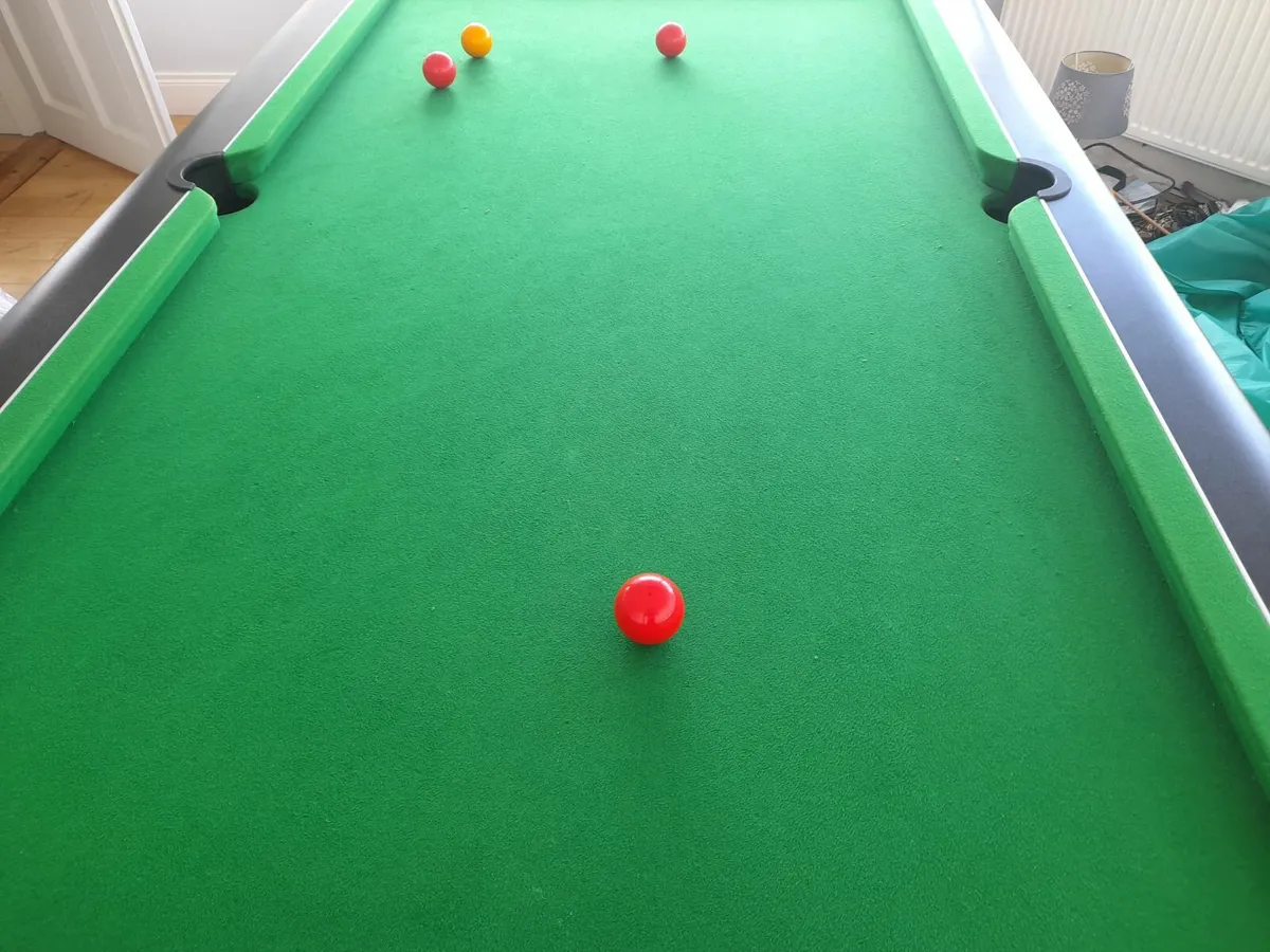 Pool table - Image 4