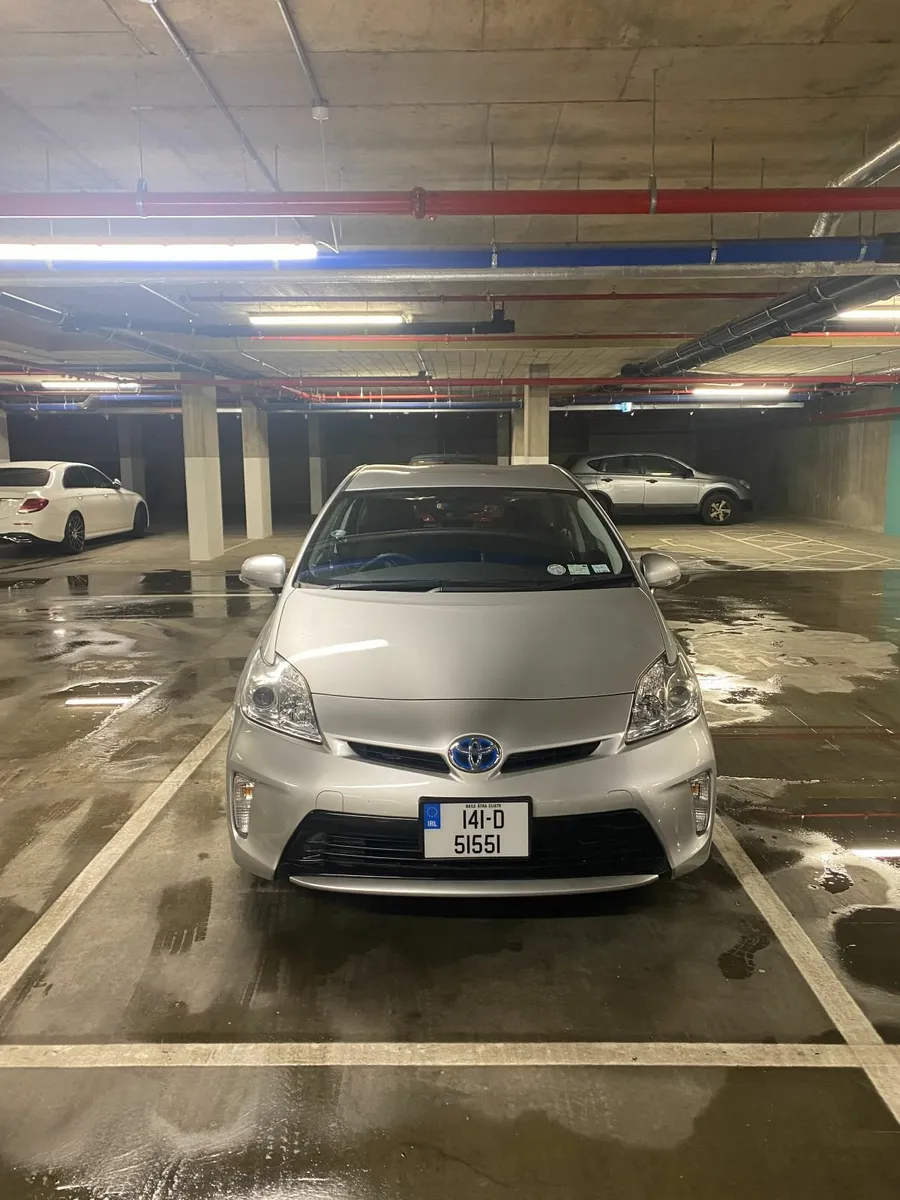 Toyota Prius 2014 - Image 1