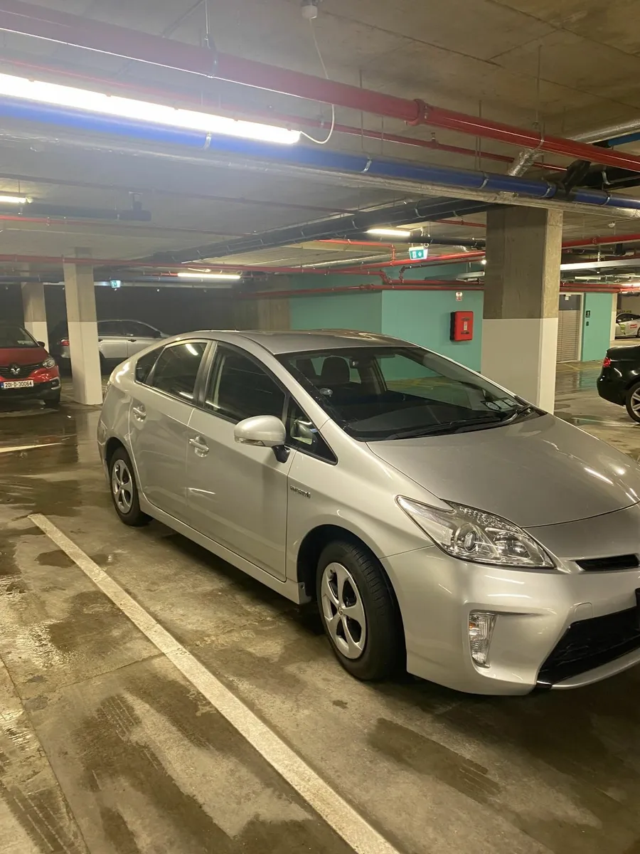 Toyota Prius 2014 - Image 3