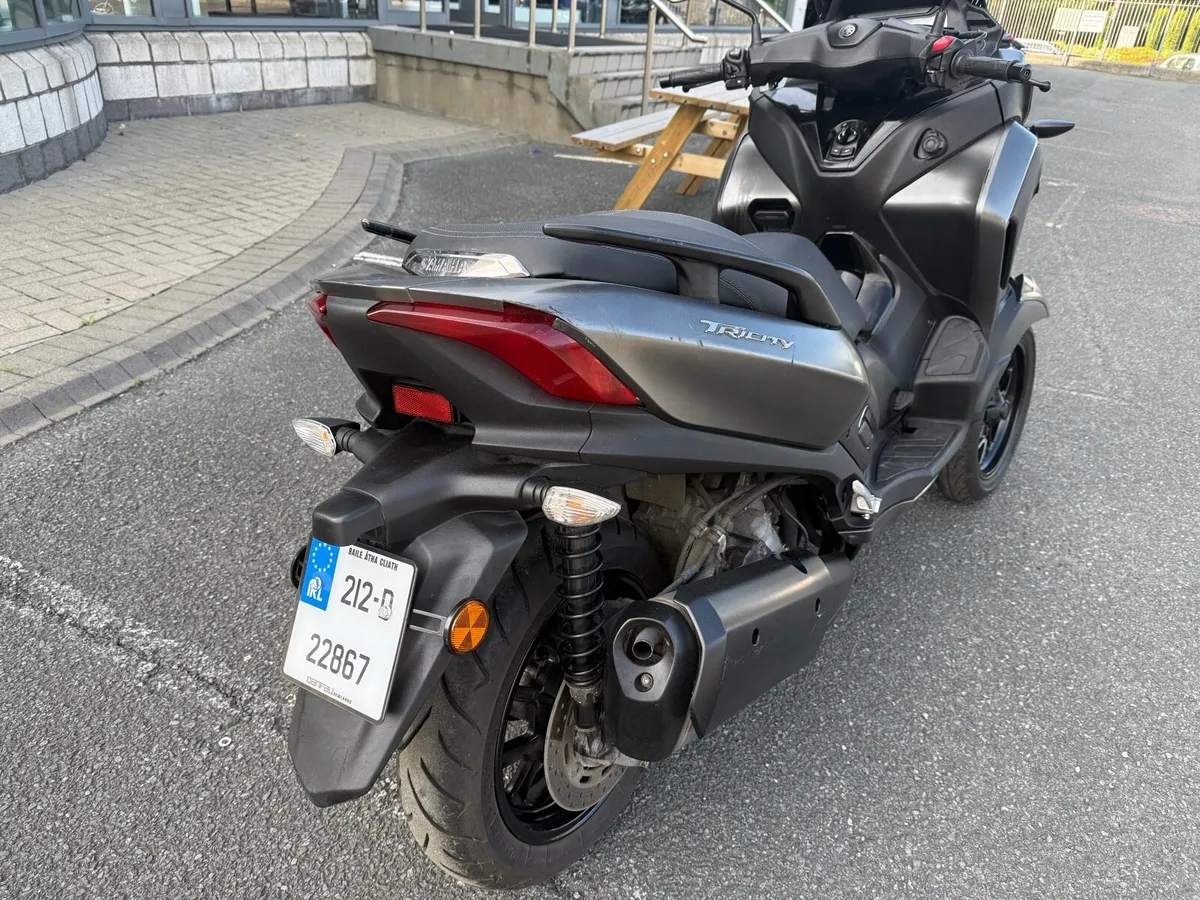 2021 Yamaha Tricity 300 - Image 4