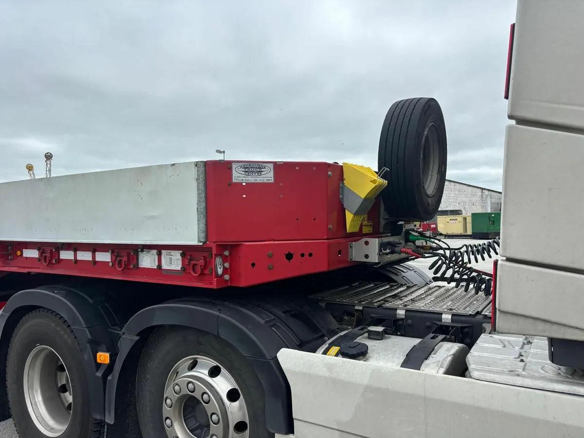 Low Loader - Image 2