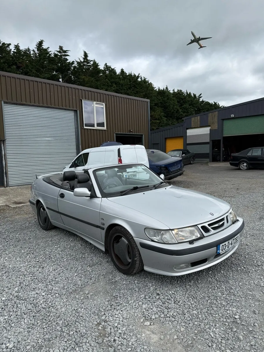 Stunning Saab 93 convertible - Image 2