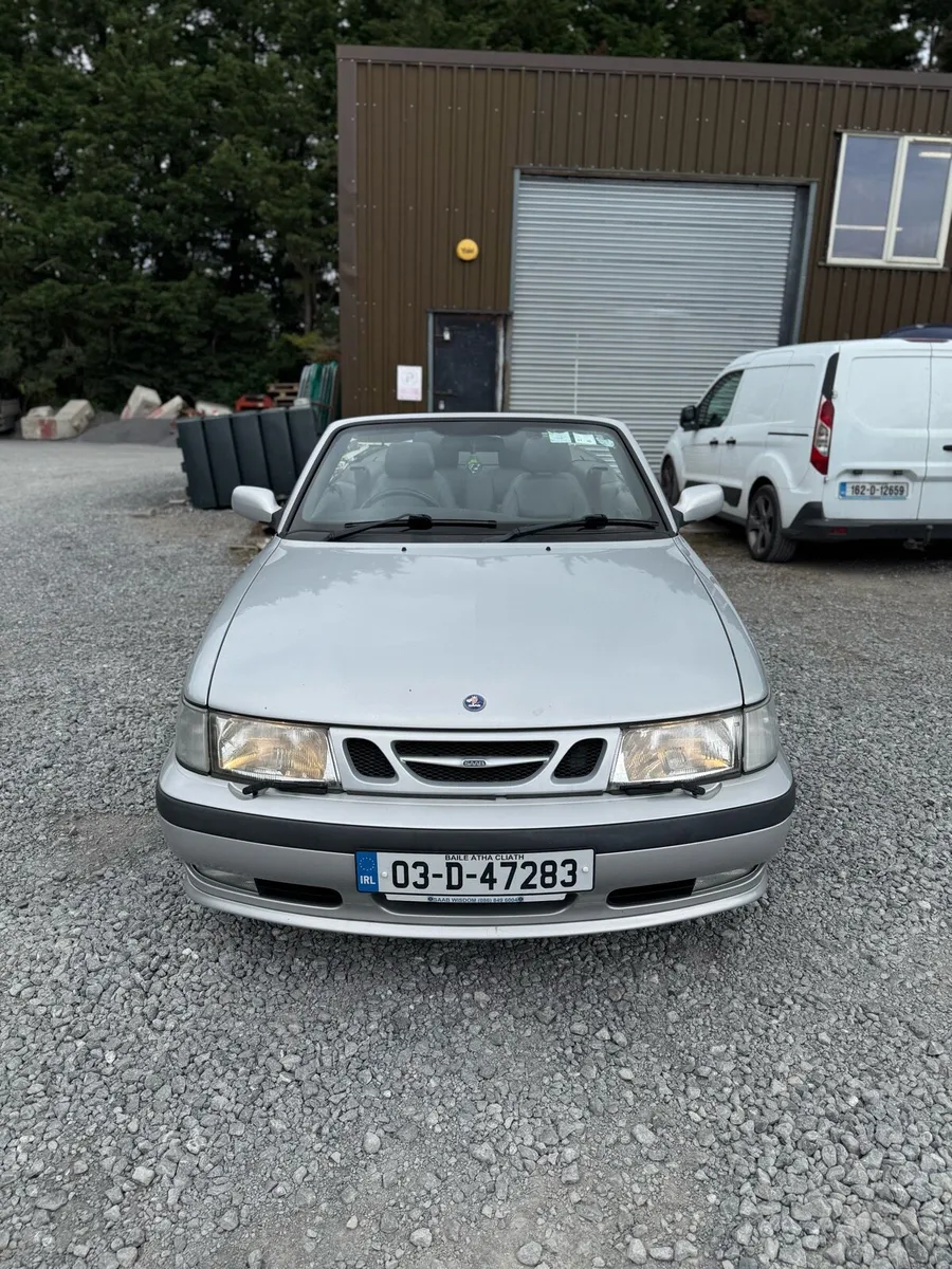 Stunning Saab 93 convertible - Image 4