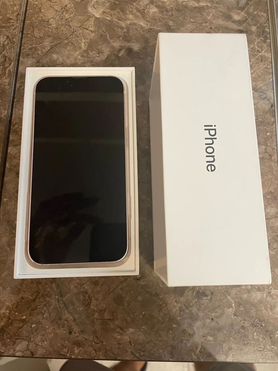 iPhone - Image 2