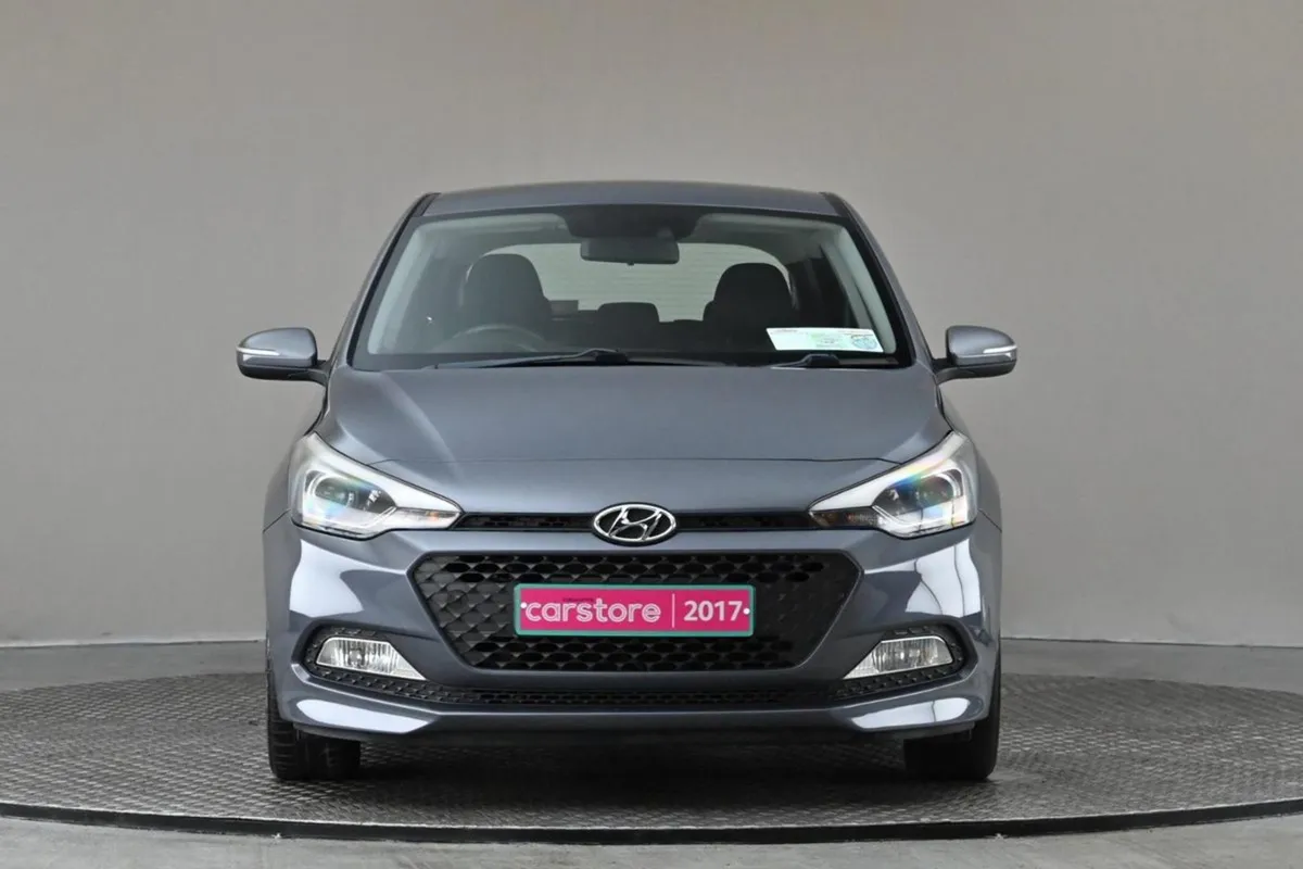 Hyundai i20 1.2 Deluxe Active  rear Park Sensors - Image 2