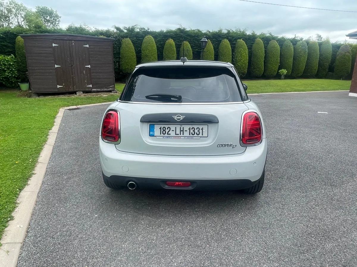 Mini CooperD 1.5 Auto (Facelift) - Image 3